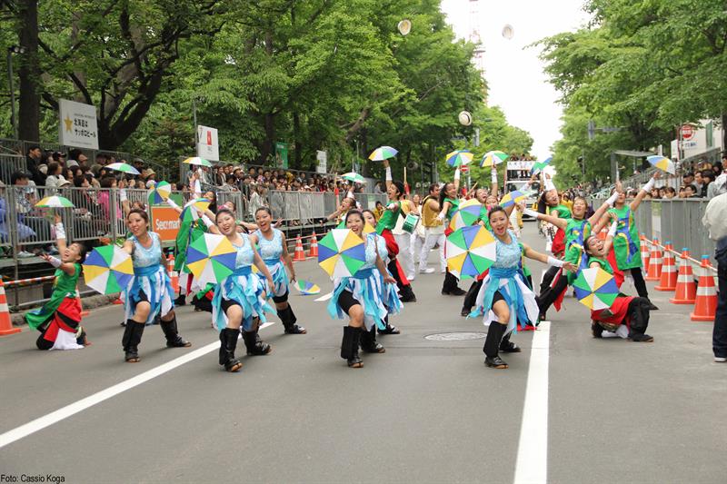 Participação no 21º Yosakoi Soran Festival, em Sapporo no Japão, em 2012 [foto: Cassio Koga]